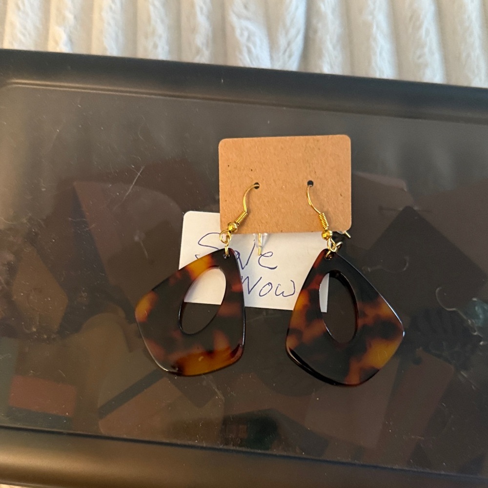 Tortoise Shell Drop Earrings